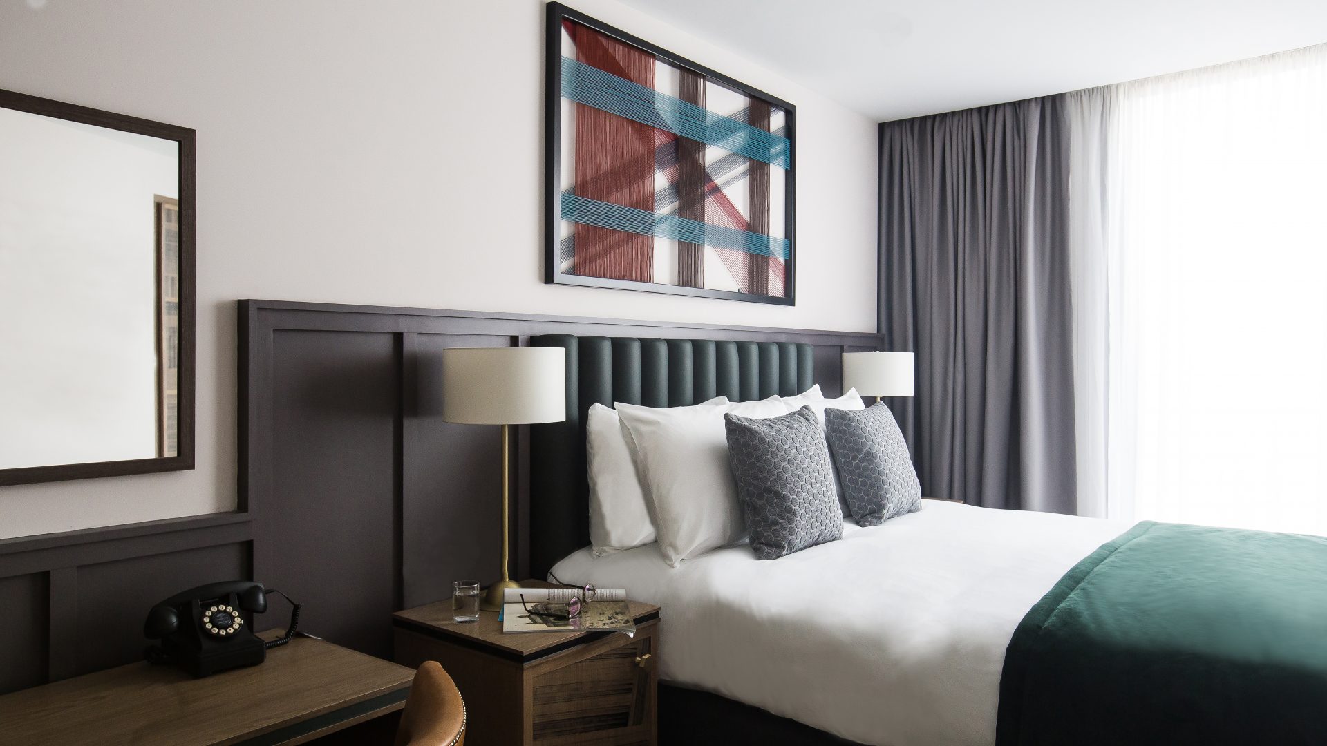Hotel indigo Manchester bedroom